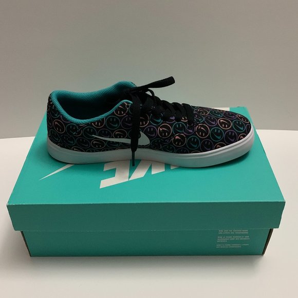 Nike SB Youth Canvas "Have a Nike Day" Sneakers - Picture 5 of 15